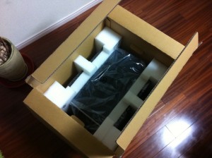 ML110 G5 箱を開けてみた